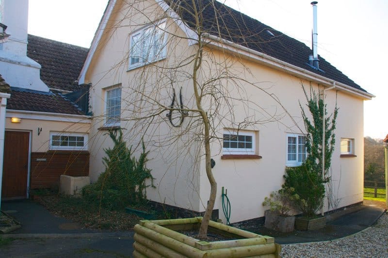 Oaktree cottage holiday home