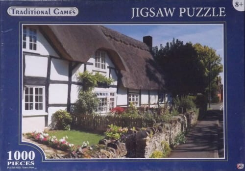 Thatched chocolate box cottage jigsaw puzzle