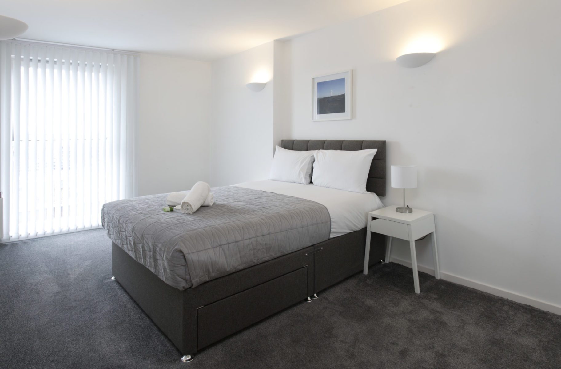 Manchester city centre apartment, bedroom