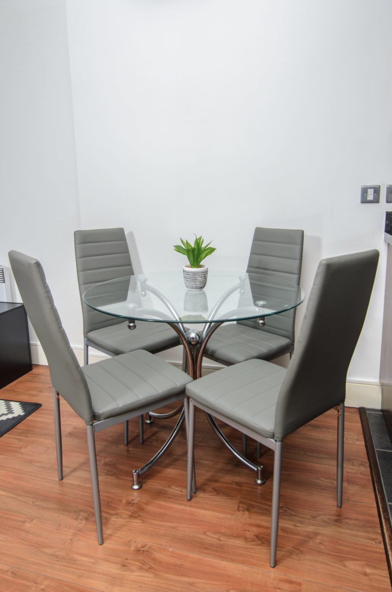 Two Bedroom Apartment in Liverpool City Centre, dining area